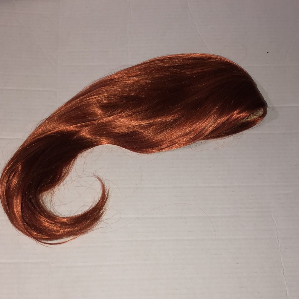 Synthetic Wig - Picture 7 of 8